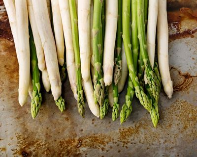 Green and white asparagus among Australia’s best-value fruit and veg for October