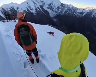 Internet Slams 'Useless' Climbers Who 'Looked On' As Companion Plunged 18,000 Ft To Death in Viral Video