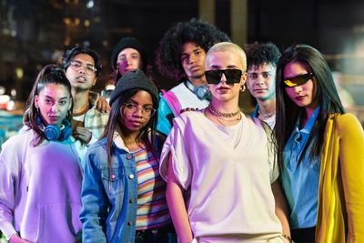 The New Friendship Bracelet? Experts Weigh In On The Trend Of Opening A Bank Account With Your Bestie