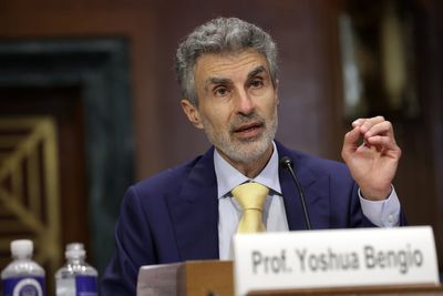 ‘Godfather of AI’ warns again that it could lead to the end of humanity: ‘A lot of people inside those companies are worried’