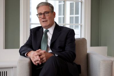 Starmer to discuss plans for refugees to ‘earn’ right to settle at EPC summit