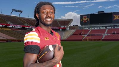 Unbeaten Iowa State Loses Both Starting Cornerbacks for Season With Knee Injuries