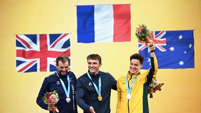 Bassett claims surprise slalom medal as Fox falls short