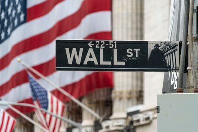 Stock Market Today: Dow Futures Slip, S&P 500 Rises Amid Mixed Trade—Berkshire, Occidental, Fermi In Focus