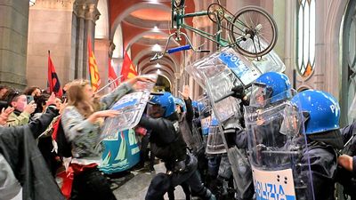 Thousands protest in Italian cities after Israel intercepts Gaza-bound flotilla