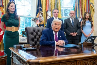Trump Ramps Up Pressure On Democrats Over US Government Shutdown