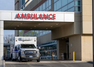 Sick Patient With Just $6 In Savings Says They're Too Poor to Eat And Asks, 'Will the Hospital Feed Me?' As They Debate Going To ER In Hopes Of A Meal