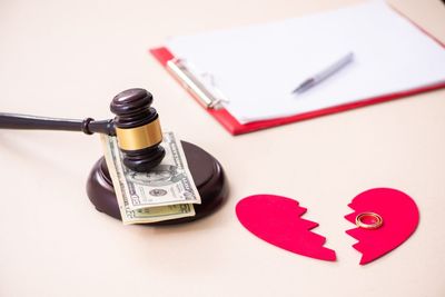 8 Strange Costs Nobody Calculates in Divorce