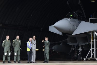 Princess Kate ‘does loop-the-loop’ over countryside during visit to RAF base