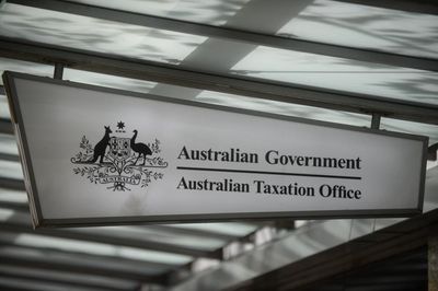 ‘Psychologically unsettling’: ATO pursuing more taxpayers for decades-old debt