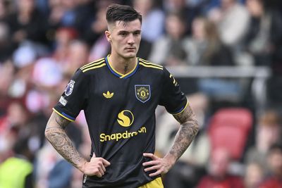 Ex-England manager insists Ruben Amorim should have signed 'brilliant' forward instead of Benjamin Sesko