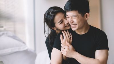 In China? Keep an eye out for ‘Man mums’ giving hugs to young women in public for $3