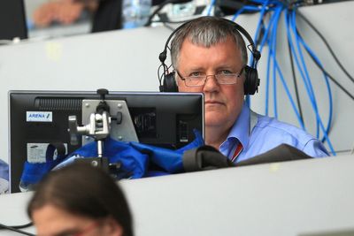 Clive Tyldesley singles out BBC football commentator for praise