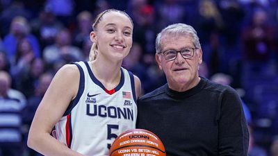 Paige Bueckers Sent UConn Coach Geno Auriemma Sweet Text Before Team's First Practice