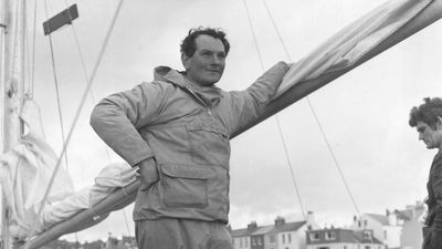 One man’s attempt to become a national hero caused him to lose his mind AND his life at sea