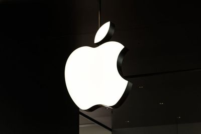 Apple To Rally Around 17%? Here Are 10 Top Analyst Forecasts For Thursday