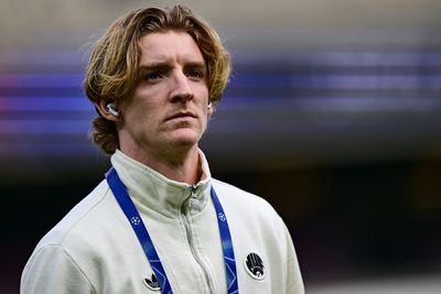 Newcastle United star Anthony Gordon makes 'boring football' admission after Arsenal heartbreak