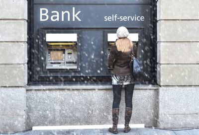6 Unfair Bank Practices That Keep Customers Trapped