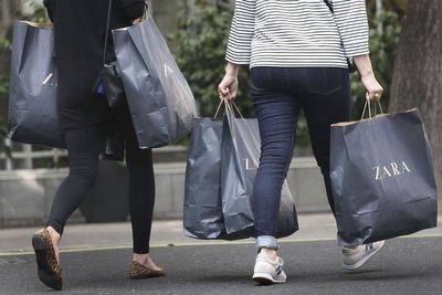 Consumer confidence in economy falls to lowest point this year