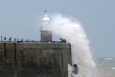Heavy rain and wind warning as Storm Amy threatens travel disruption