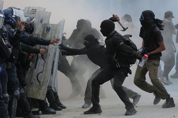 Gaza crisis features in march remembering 1968 Mexican massacre