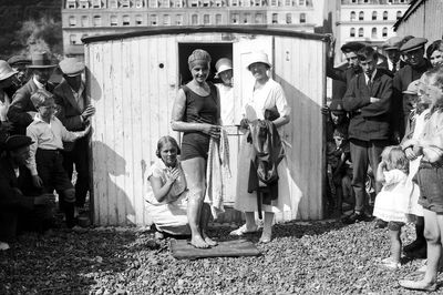Waterproof Rolex worn by first British woman to swim the Channel up for auction