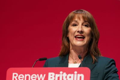 UK chancellor pledges 'youth guarantee' for Gen Zers 18 months out of work: a job, a trade, or college placement