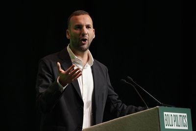 Green leader warns of authoritarian ‘alarm bells’ in conference speech