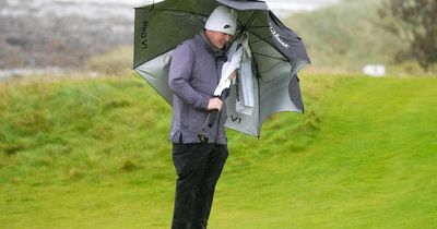 MacIntyre weathers the storm and shares clubhouse lead at disrupted Dunhill Links