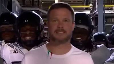 New Video Shows Dan Lanning Trolling Penn State Fans' Chant Before Oregon's Win