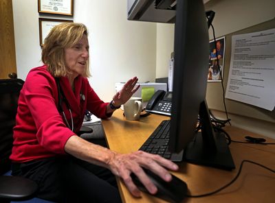 Doctors cancel telehealth appointments as Medicare coverage lapses - Roll Call