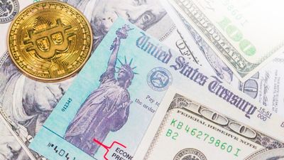 Bitcoin Enthusiast Pompliano Shocked By Stimulus Check Investment Stat: Here's What You Could Have Made