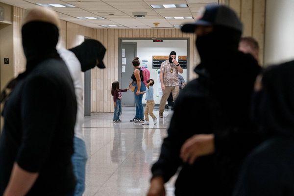Trump administration offers migrant children $2,500 to self-deport