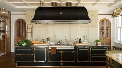11 items cluttering your kitchen drawers that you need to get rid of before Thanksgiving hosting – pros say it will make cooking easier