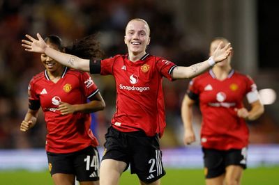 Sandberg’s superb strike denies Chelsea as Manchester United hold WSL leaders
