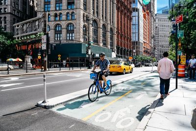 The best and worst US cities for pedestrians and cyclists named