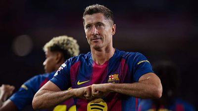 Barcelona Predicted Lineup vs. Sevilla: Lewandowski to Benefit From Yamal Injury