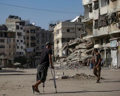 Israel orders military to halt Gaza City campaign but continues strikes on the territory