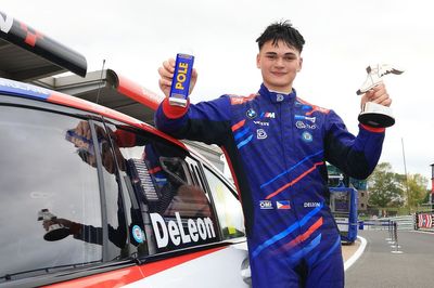 BTCC Brands Hatch: DeLeon takes second pole on the trot