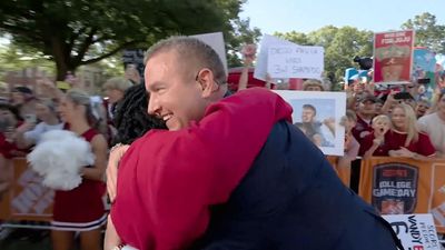 Pat McAfee Let Kirk Herbstreit Help Alabama Student Win $300,000 on 'College GameDay'
