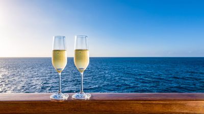 7 Ridiculously Lavish Vacations Taken by the Ultra-Rich