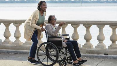 Caring for Aging Parents: An Expert Guide to Easing the Financial and Emotional Strain