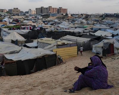 ‘I feel like we are in a trap’: Gaza residents hopeful but wary of Trump’s plan