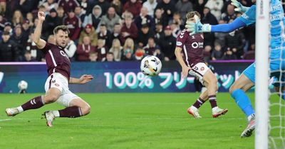Hearts 1 Hibs 0: Injury-time Craig Halkett goal sends Gorgie men five clear of Celtic