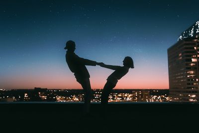 10 Dating Behaviors That Reveal Secret Insecurities