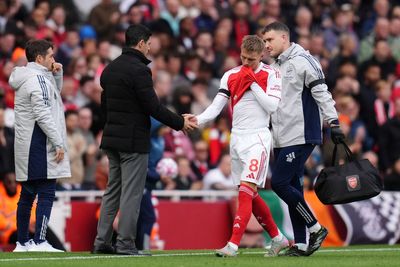 Arsenal captain Martin Odegaard suffers further injury setback