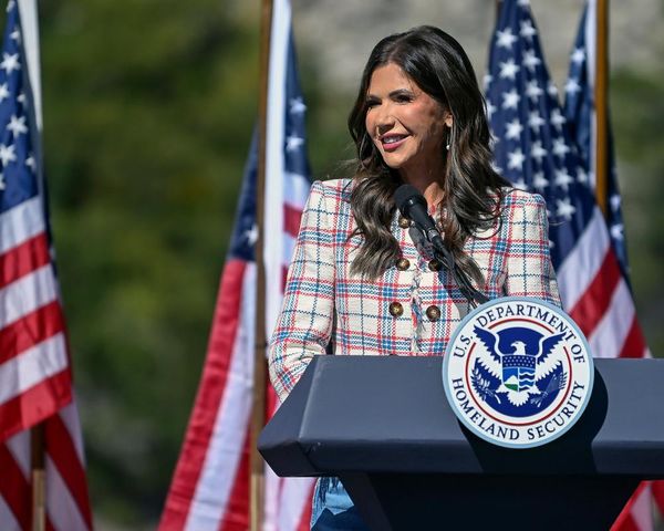 Kristi Noem calls Chicago a ‘war zone’ after federal agents shoot woman