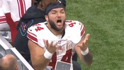 Giants RB Cam Skattebo Screams for New Gloves After Giving Up Costly Fumble