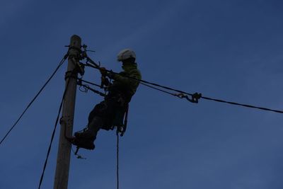 Power restoration work spills over into Monday across Ireland