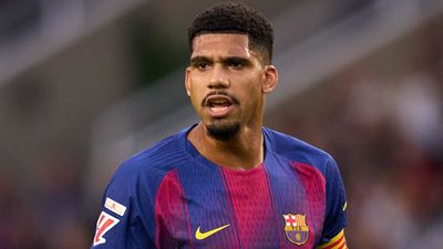 Report: The Three Premier League Clubs Ronald Araujo Rejected Over the Summer